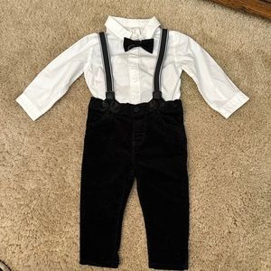 H & M  4pc.. Outfit NWT 6-9mos.